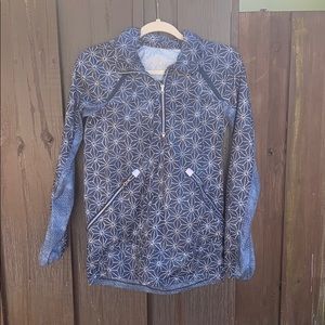 Lululemon Raincoat/Windbreaker Size 6